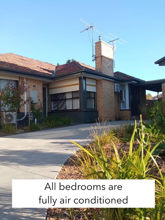 Sunny House - Melbourne Airport Home Kültér fotó